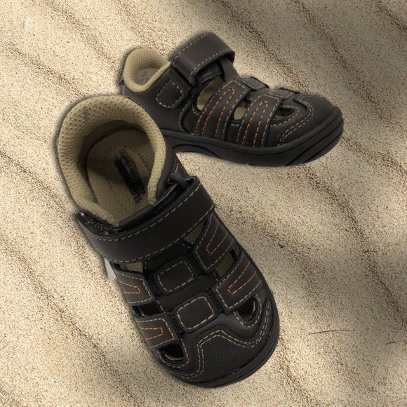 Surprise Faux Leather Kids Toddler Sandals Size 5 - Picture 2 of 11